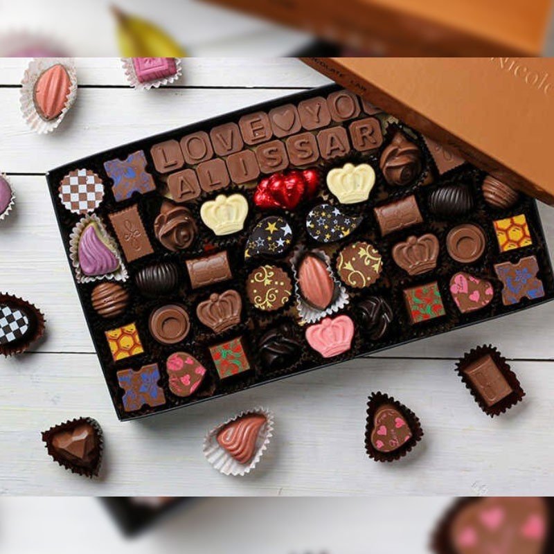 بوكس شوكولا أحرف - كبير